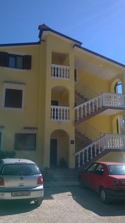 Apartment Smajlovic Kukci Exterior photo